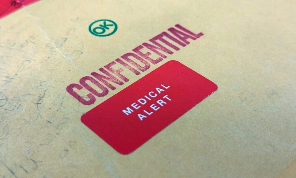 confidential documents for shredding medical alert